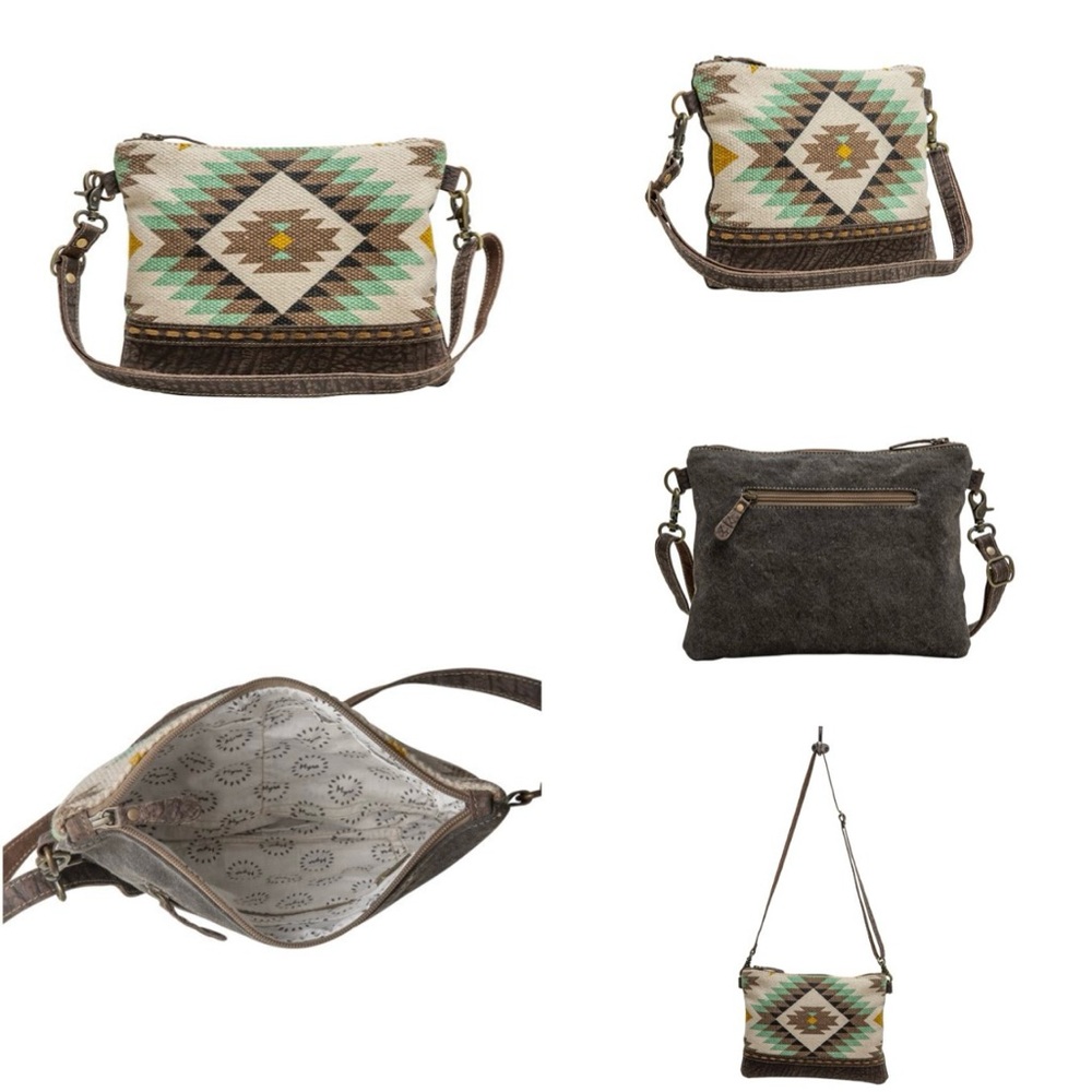 Deino Small Crossbody